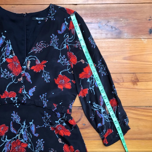 Madewell Black Red Silk Floral V-Neck Dress, EUC, 4 - Picture 11 of 16